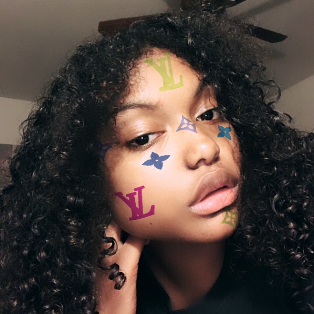 Meet your Posher, Hannah